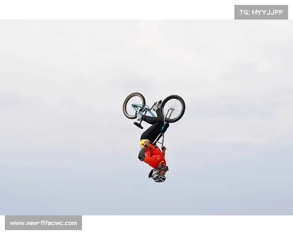 邓雅文母校训练基地营山BMX中心再培全运会冠军夏皇耀崭露头角 邓雅文母校训练基地营山BMX中心再培全运会冠军夏皇耀崭露头角